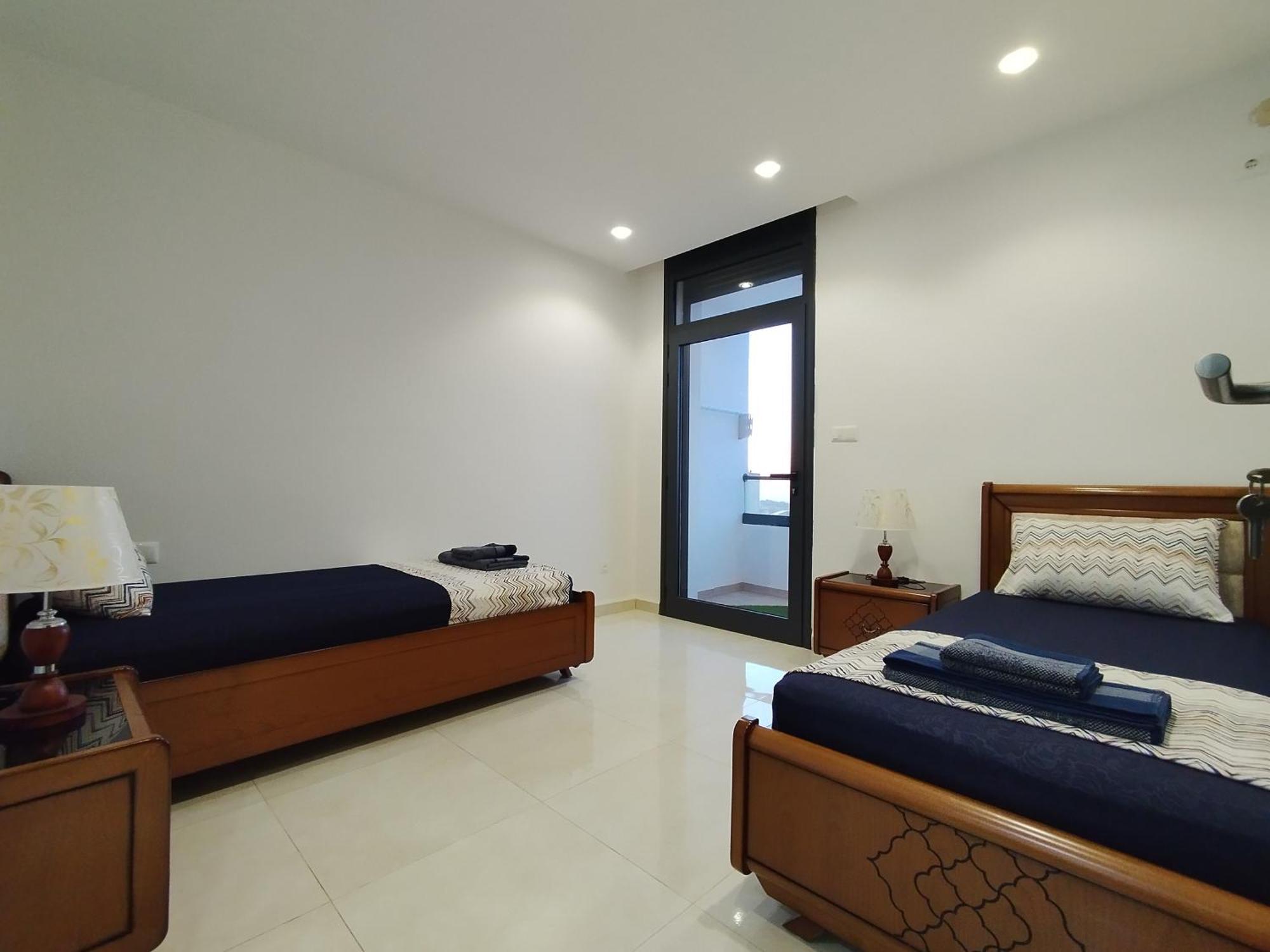Luxueux Appartement A Tlemcen Luaran gambar